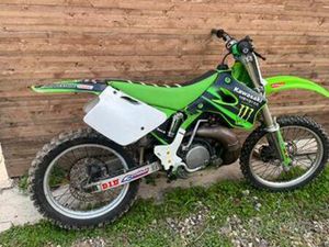 MOTOCROSS KAWASAKI KX 250
