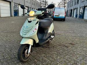 PIAGGIO ZIP 50 4T V2 - 45KM - RECENT ONDERHOUD — SCOOTERS | PIAGGIO — MARKTPLAATS
