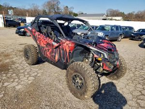CAN-AM MAVERICK X3 MAVERICK, X DS TURBO R →