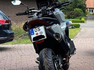 X-ADV750 2023 AKRAPOVIC KURZES HECK PUIG SCHEIBE USW