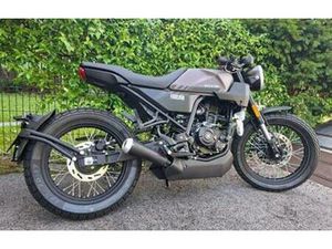 BRIXTON CROSSFIRE 125 CC MOT.A LIQUIDO