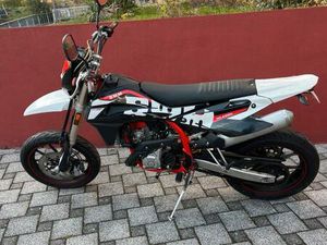 SWM SM 125 R FACTORY EDITION