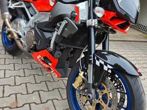 APRILIA TUONO 1000RR