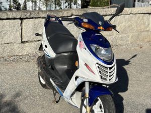 SCOOTER SUZUKI KATANA R 50 CC