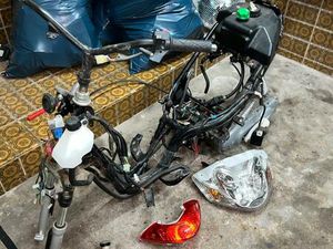 YAMAHA JOG RR LC MIT PAPIERE UND SCHLÜSSEL