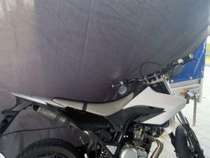 YAMAHA WR 125 X SUPERMOTO - 15 PS, TIEFERGELEGT