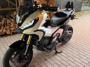 HONDA X-ADV TURISTICO BIANCO