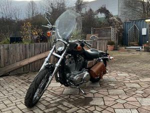 HARLEY DAVIDSON XLH 883