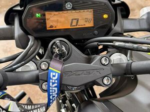 YAMAHA FAZER 250 FZ25