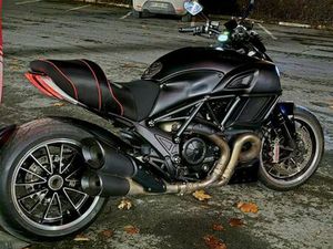 DUCATI DIAVEL 1200 2016 1200 CM3 | MOTO ROUTIÈRE | 39 000 KM | NOIR | 51000 CHALONS SUR MARNE