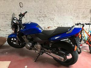 ② HONDA HORNET CB600