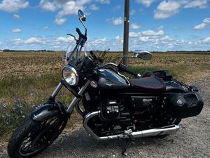 MOTO GUZZI V9 ROAMER, BOBBER STYLE, MIT KOFFERN