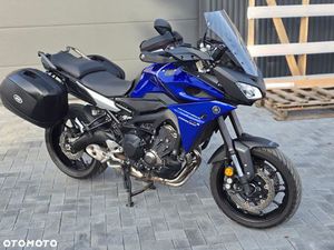 YAMAHA MT
