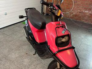 ② YAMAHA BWS VIVID RED