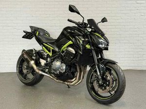② KAWASAKI - Z900 PERFORMANCE 35KW - MOTO CENTER MERTENS