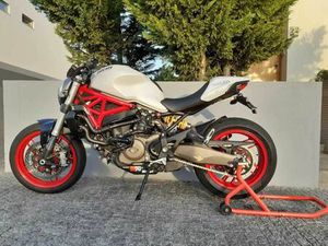 DUCATI MONSTER 821 COM TERMIGIONI NOGUEIRA E SILVA ESCURA