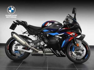 BMW M 1000 RR ZWART