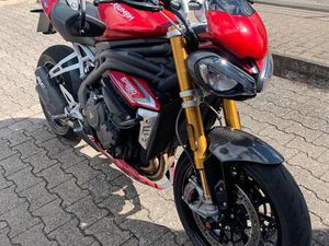 SPEED TRIPLE 1200 RS