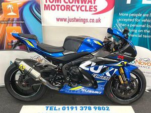 SUZUKI GSXR1000R AL8, 2018(18), 2 OWNERS, 5,396 MILES, MANY EXTRAS FITTED, £8995