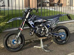 HUSQVARNA TC 125 MOTARD TARGATO NERO