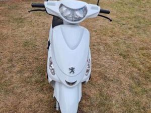 PEUGEOT V-CLIC — SCOOTERS | SYM — MARKTPLAATS