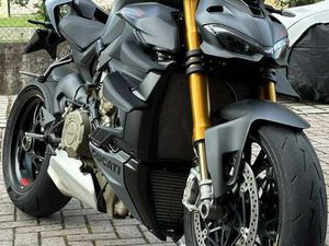 DUCATI STREETFIGHTER V4S