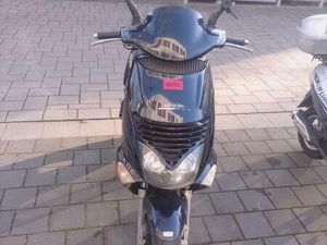 BLAUER APRILIA LEONARDO 125 MOTORROLLER