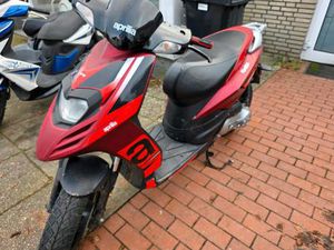 APRILIA SR SPORT MOFA 25 & 45 DAS NEUE MODEL 2 TAKT NP 2999€