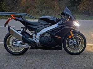 APRILIA RSV4 1100 FACTORY 2022