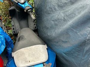 PEUGEOT SPEEDFIGHT 2 ROLLER 70 CCM TUNING BASTLERPROJEKT