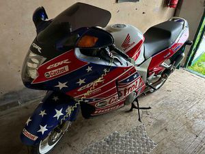 HONDA CBR1100XX SUPER BLACKBIRD SPORTS TOURER PETROL MANUAL (166 PS) 1137 CC