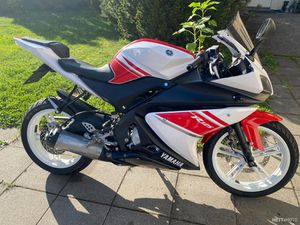YZF-125R