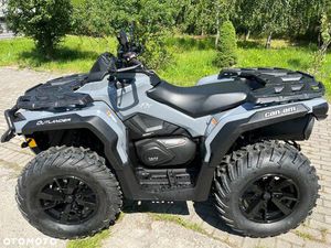 CAN-AM OUTLANDER