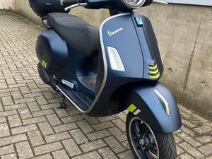 VESPA 300 GTS SUPERTECH