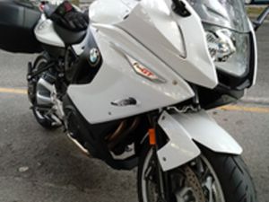 MOTO BMW F 800 GT