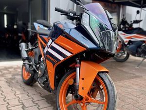 REZERWACJA KTM RC 390/125 JEDYNY W PL, SALON PL, 0KM PRUSZKÓW