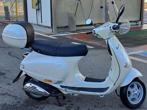 PIAGGIO VESPA ET4 125 BIANCO
