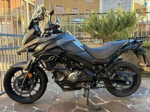 SUZUKI V-STROM 650 DL ARGENTO
