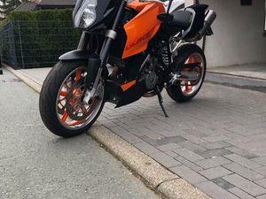 KTM 990 SUPER DUKE