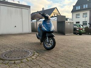 PIAGGO ZIP 2 2TAKT (ROLLER, MOPED,50 CCM)
