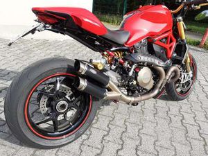 DUCATI MONSTER 1200