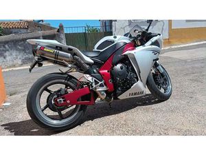 YAMAHA R1 CROSSPLANE LOUROSA