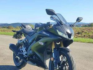 YAMAHA YZF-R125
