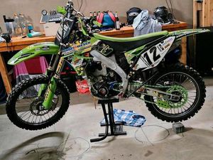 KAWASAKI KXF 250, 45 PS