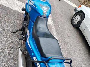 KAWASAKI GPZ IN BLAU GEDROSSELT AUF 48 PS