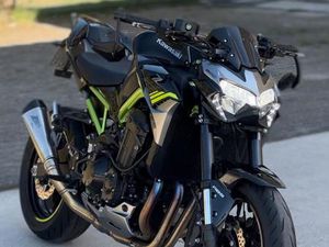 KAWASAKI Z900 A2