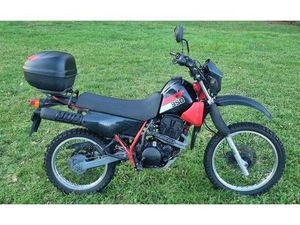 KULTOWA YAMAHA XT 350 - PRACUJE JAK NOWA - 26TYŚ/KM - KUFER W ZESTAWIE GOGOLIN