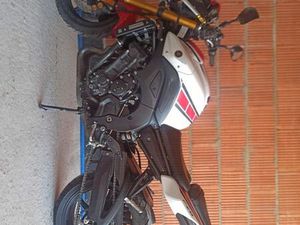 YAMAHA FZ8 FZ8-N ROK 2012 LIMITOWANA EDYCJA 50H! ORYGINALNY YOSHIMURA GASZOWICE