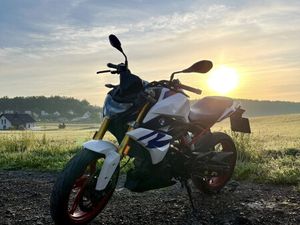 BMW G 310 R