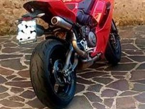 DUCATI PANIGALE V2 - 2025 GARANZIA 2 + 1 ( 2028 )
